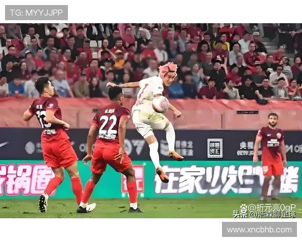 上海海港力克成都蓉城收获关键胜利巩固联赛地位 上海海港力克成都蓉城收获关键胜利巩固联赛地位
